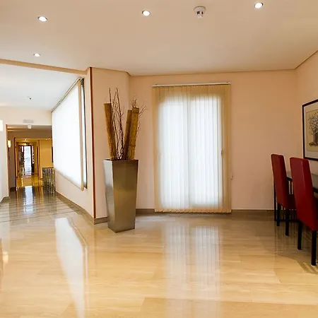 Leflet Valme دوس إرماناس